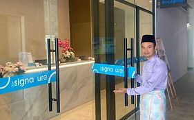 The Signature Serviced Suites & Office Puchong